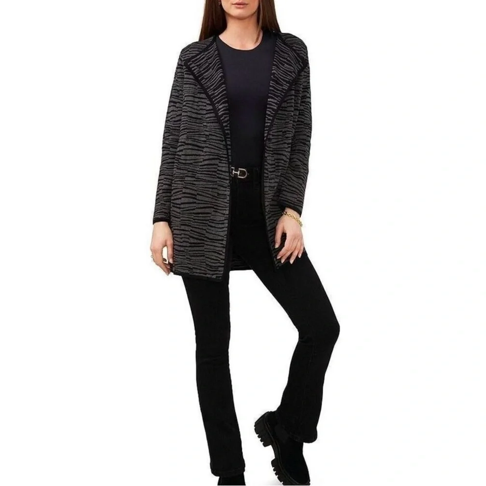 🛍️ 2/$25 EUC Vince Camuto Zebra Open Front Long Black Striped Cardigan Womens XL